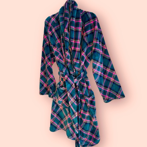 Victoria‎ Secret size medium/Lge plush pink teal blue  plaid mini robe w belt - Picture 2 of 12